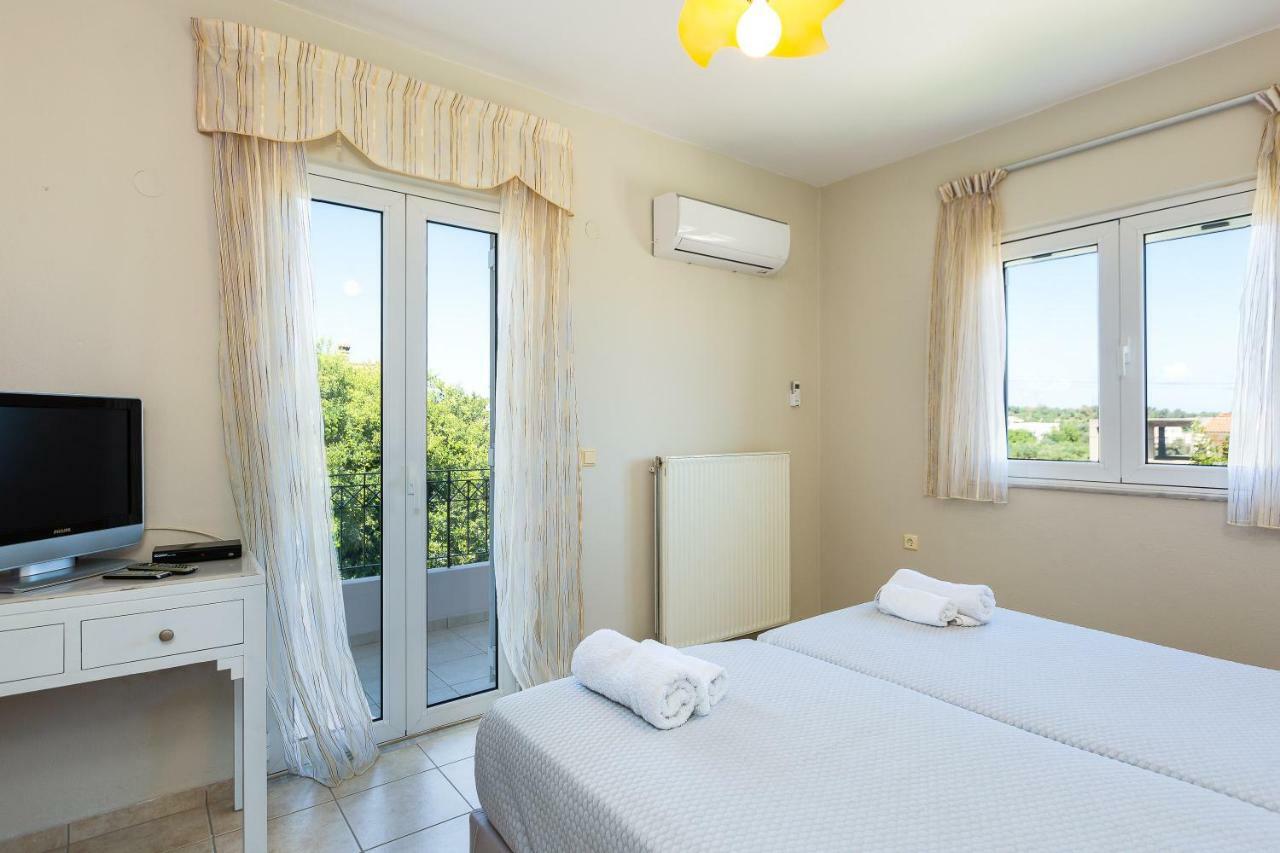 Carpe Diem-Luxury Villa With Private Pool Agia Paraskevi  Buitenkant foto